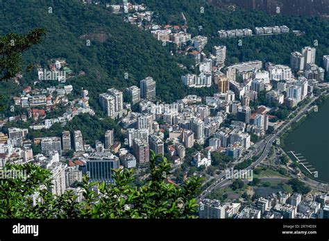  Corcovado ราวกับสายฝนยามบ่ายและแดดร้อยอัมพร